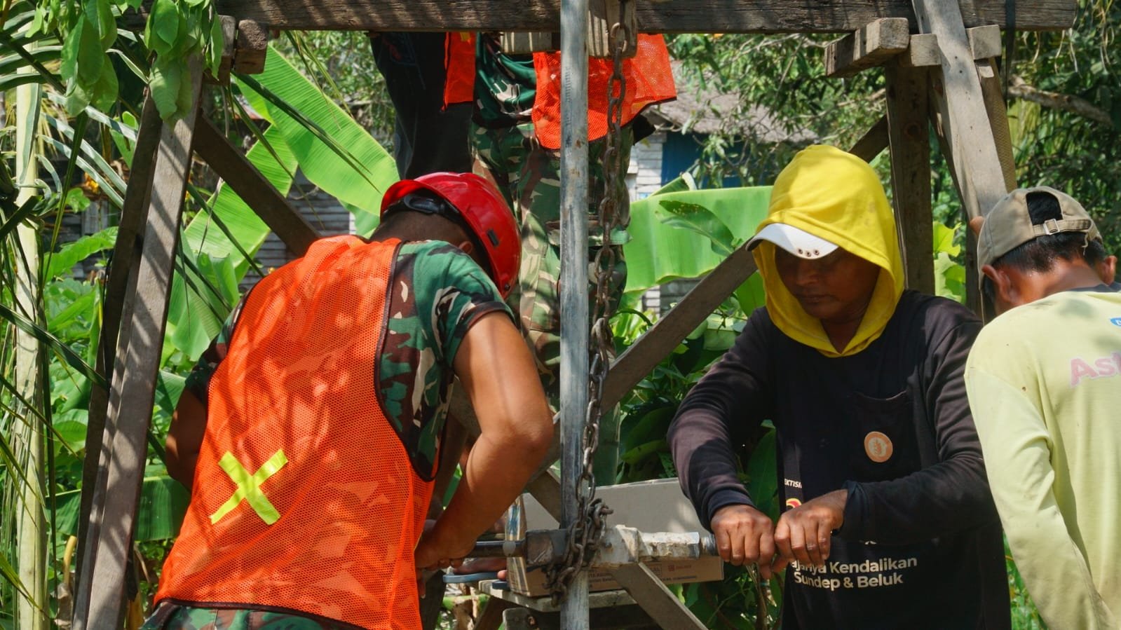 Pembangunan Sumur Bor dalam TMMD Ke-129 Perkuat Akses Air Bersih bagi Warga