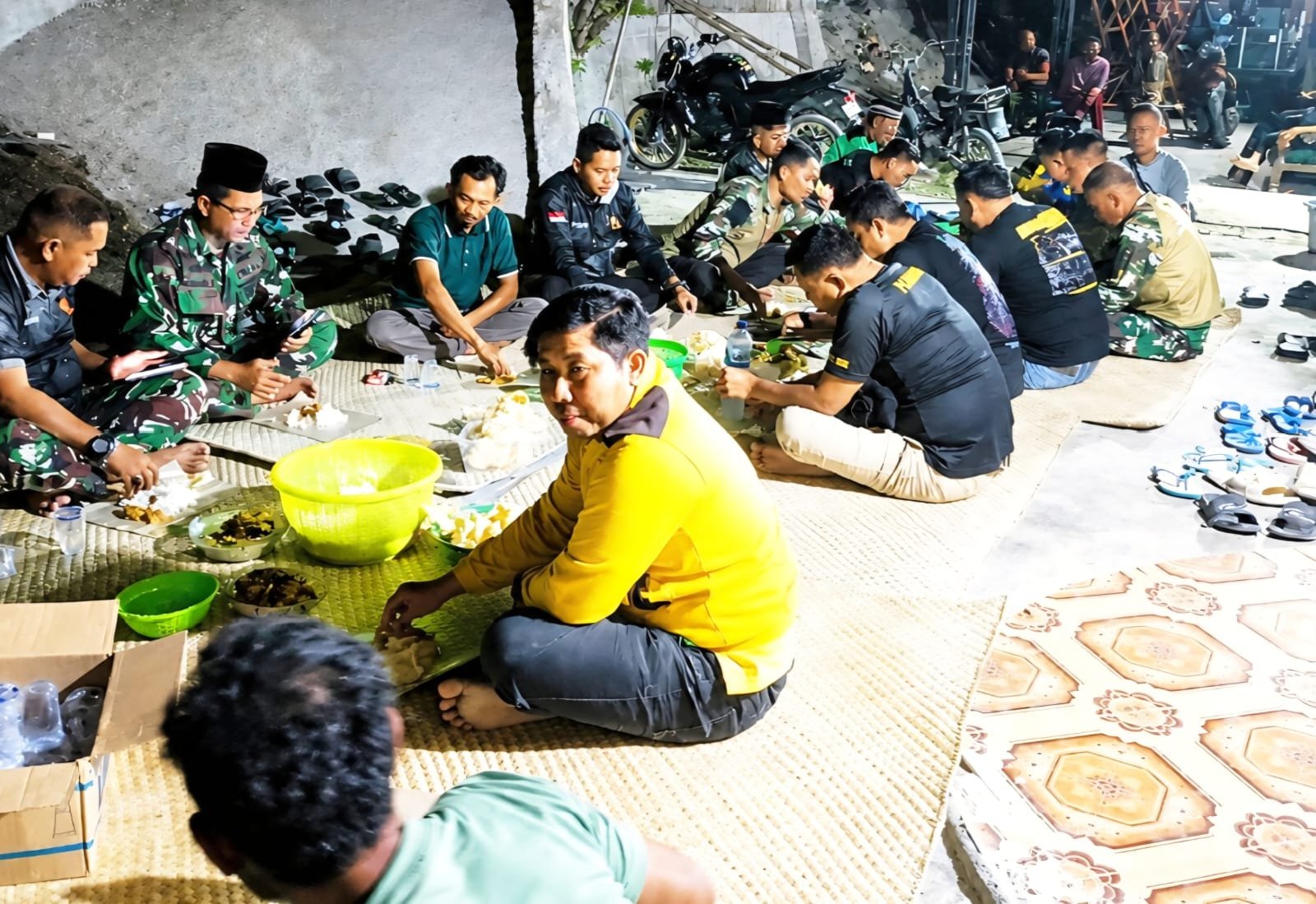 Kegiatan Tasyakuran Warga Kesongo Cerminkan Kerjasama TNI dan Masyarakat