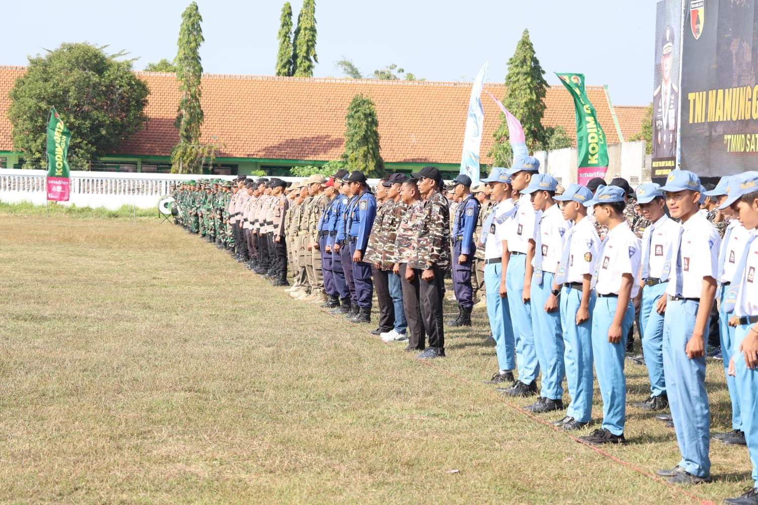 Kesatuan dan Keanggunan, Upacara Penutupan TMMD 129 Memukau Masyarakat Tlemang