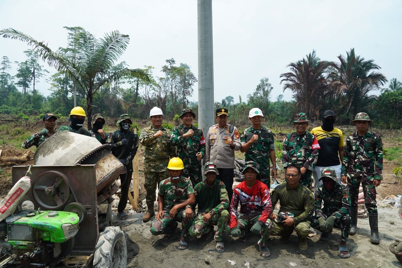 Kunjungan Bupati Luwu Timur untuk Memastikan Proyek TMMD ke-130 Tercapai