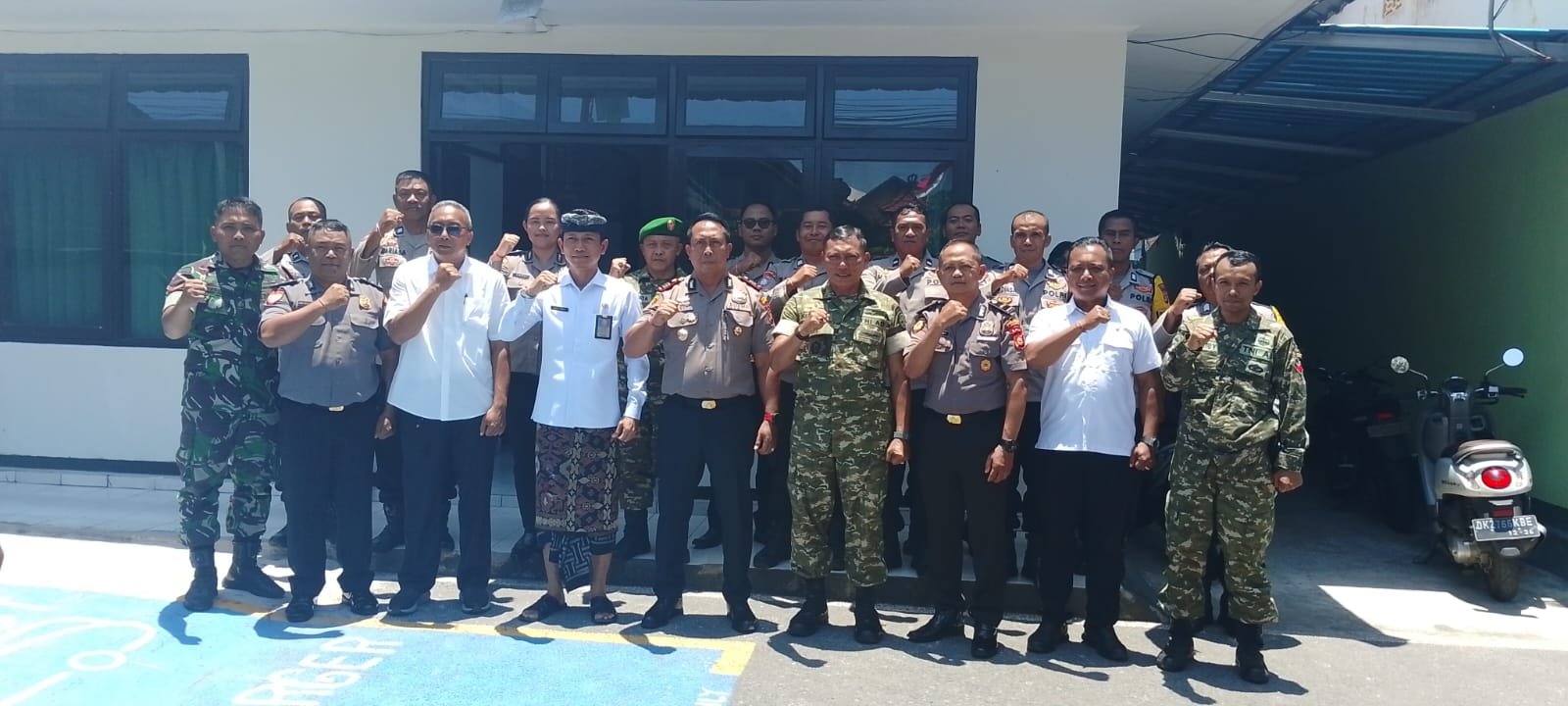 Forkopimcam dan TNI Bersatu Merayakan HUT Ke-81 dengan Kedamaian
