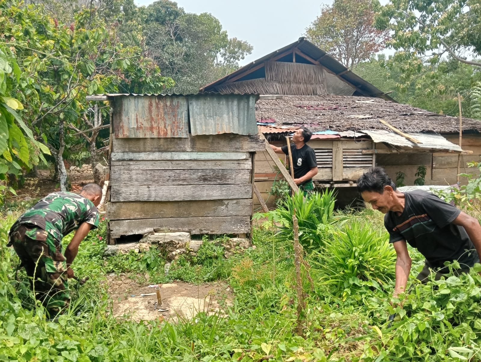 Masyarakat Sulewana Dapatkan Fasilitas MCK Baru dari TMMD Kodim 1307/Poso