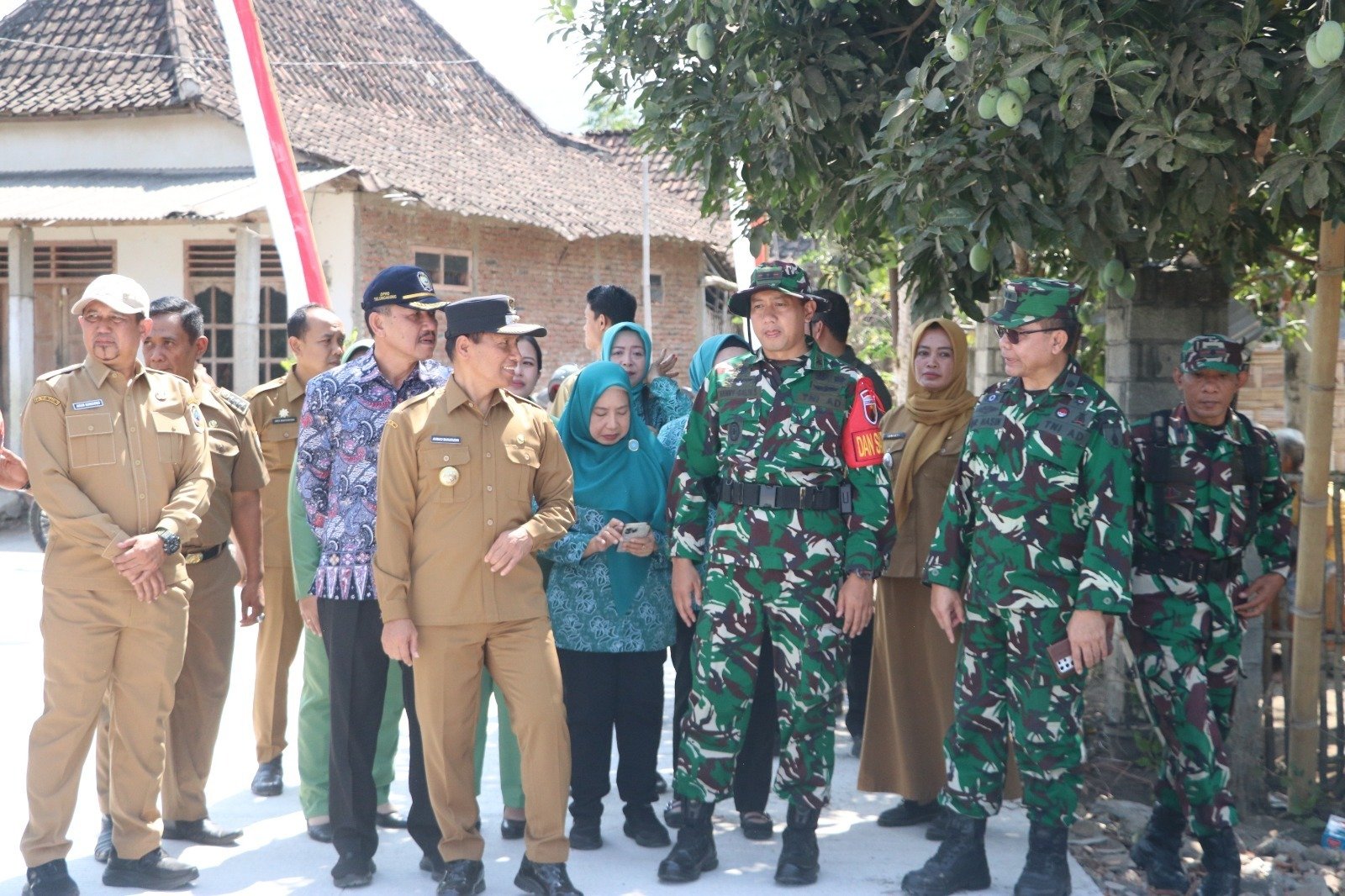 Membangun Desa Pojok dengan Pendekatan Holistik Melalui Program TMMD