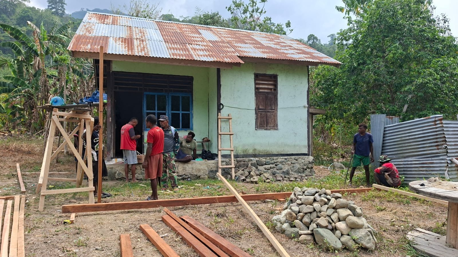 Program TMMD ke-130 Dorong Perbaikan Rumah Tak Layak Bersama Masyarakat