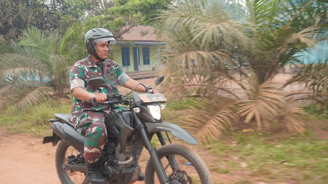 Dandim 1015/Sampit Tinjau Langsung Kebakaran Hutan di Mentaya Seberang