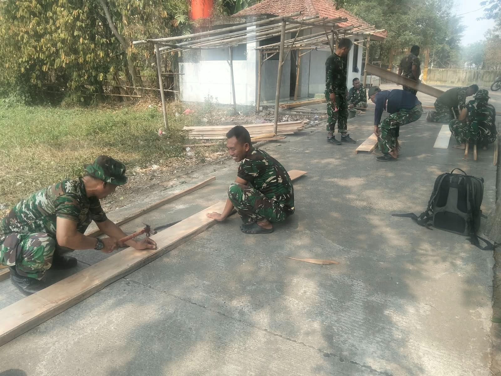 Ketelitian dan Kerja Sama Satgas TMMD Wujudkan Infrastruktur Andal di Sumur Bandung