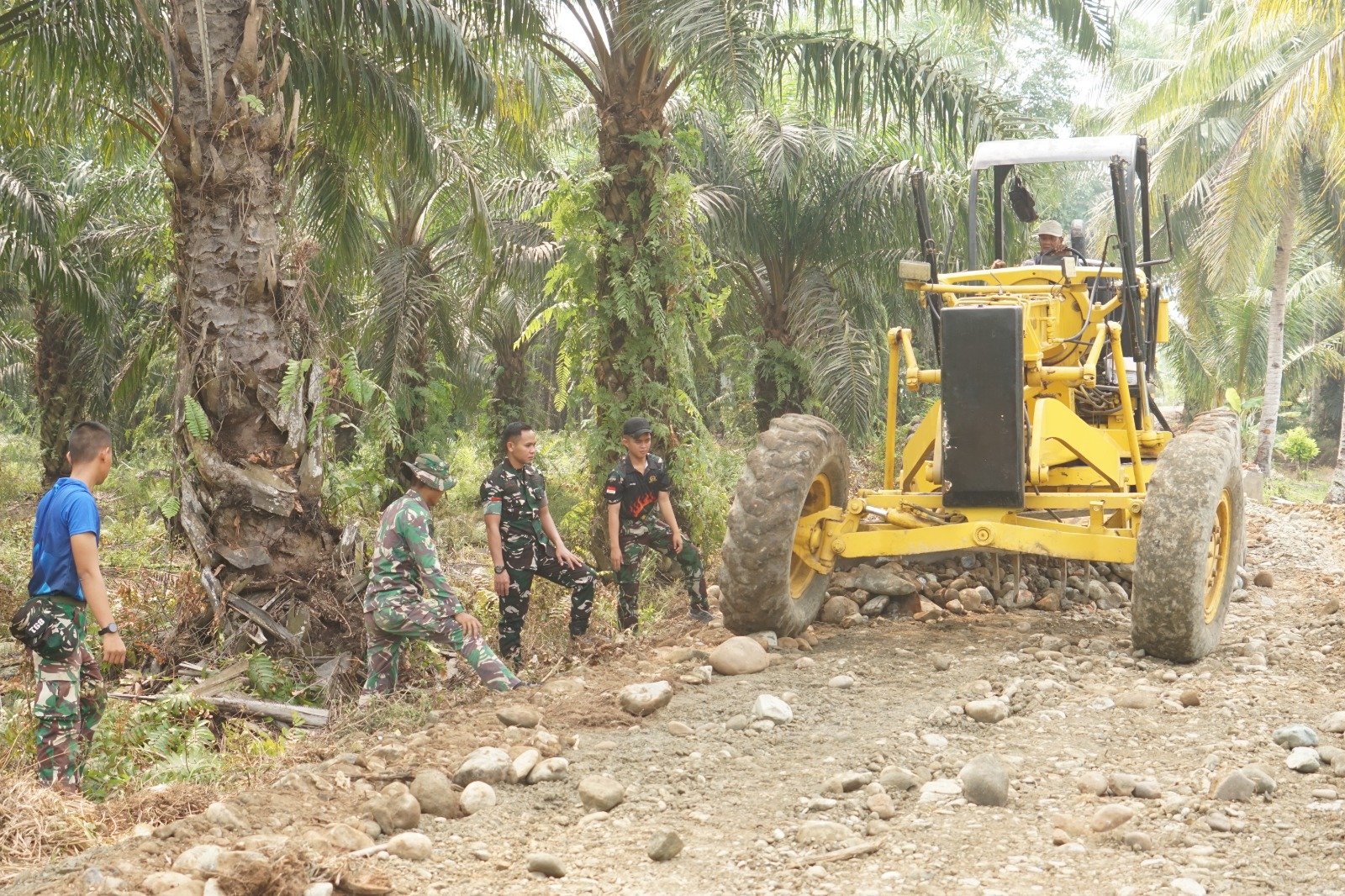 Jalan TMMD ke-130 Perkuat Konektivitas untuk Masyarakat Kandang Limun dan Sekitarnya